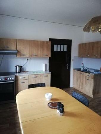 Bytov� D?m Na Hor�ch