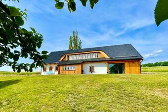 Dead Fox Chalupa Na Samot?