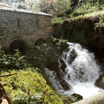 Albergue Watermill Moinho Garcia