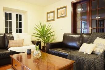 Casa De Ponte, A Home In Madeira