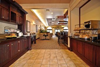 Hotel Best Western Plus Couchiching Inn & Suites
