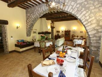 Cozy Villa In Graffignano Italy With Swimming Pool