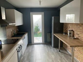 Chambre Spacieuse Avec Vue Sur La Ville