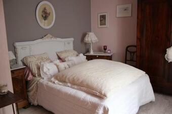 Bed & Breakfast Petite Maison Berrichonne