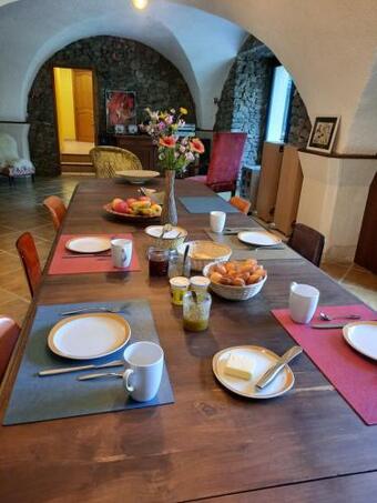 Hostal La Bergerie � Men�e