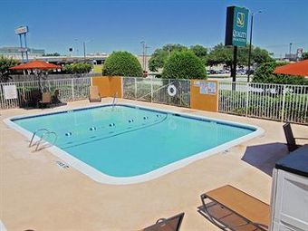 Motel Quality Inn And Suites Six Flags - Arlington