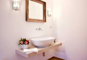 Casa Lunetta, Langhe & Art