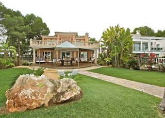 Villa Holiday Home Ran De Mar