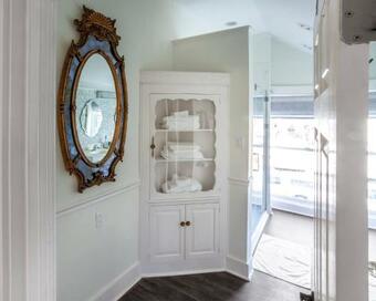 Big By Ark, Historic Simmons Estate Sleeps 22