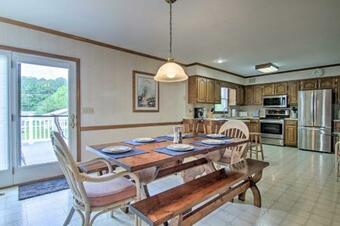 Canalfront Ocean City Getaway With Deck And Dock!