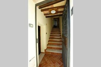 Tower (terratetto) Caratteristico In Pietra