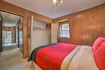 Rustic Roscommon Cabin Less Than 3 Mi To Higgins Lake