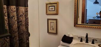 Hostal Afton Carrage House On Asa Tracy's Estate