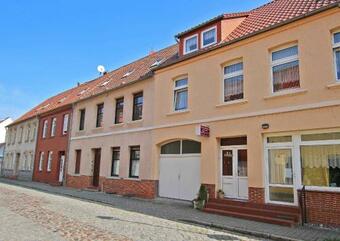 Gaestezimmer Malchin Schw 1050