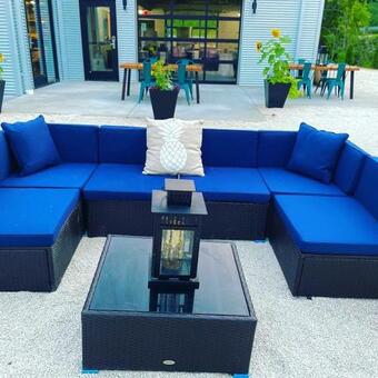 Sleep In Private Pod Near Outdoor Activities&ski