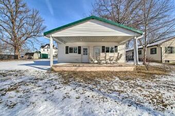 Cozy Perry Cabin - 8 Mi To Mark Twain Lake!