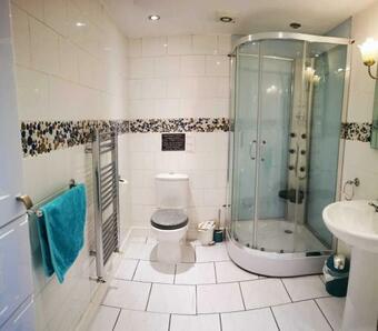 Charming 5-bed House In Boston Lincolnshire