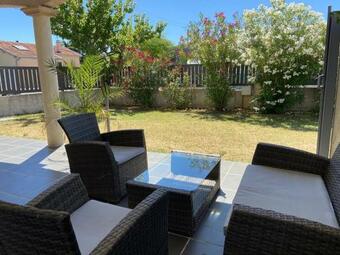 Bed & Breakfast Maison Enti�re 4 Lits 8 Pl Avec Jacuzzi Proche Du Facteur Cheval