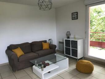 Apartamento Appartement Au Milieu Des Lacs, Au Bord Du Guiers