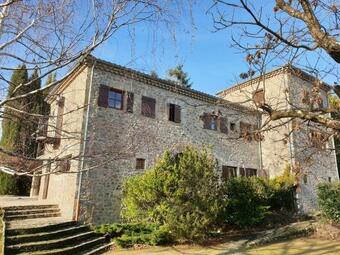 Hostal L�-haut "maison D'h�tes"