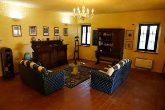 Villa Casale Montebello