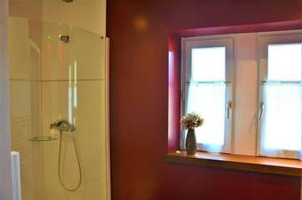 Bed & Breakfast Longere De Nivinen