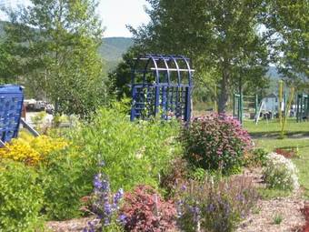 Posada Auberge La Petite �cole De Forillon