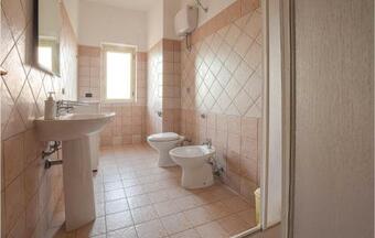 Nice Apartment In Camini With 2 Bedrooms