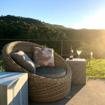 Villa Marignana - Secluded Villa With Pool And Spa On Tuscan Hills