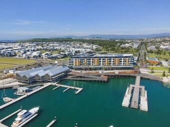 Entire Shell Cove Marina Ocean Front 3 Bedroom 2 Bathroom Apartment