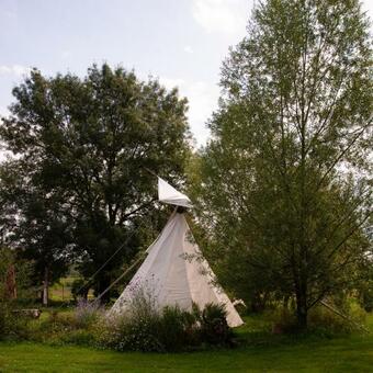 Tipi / Nature / D�tente
