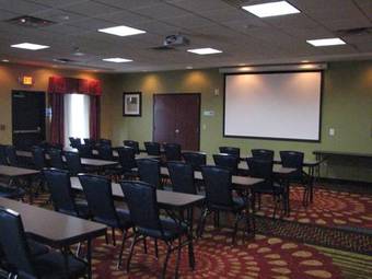 Holiday Inn Express Hotel And Suites Elk City