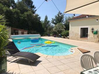 Apartamento T2, R�z De Chauss�e D'une Villa