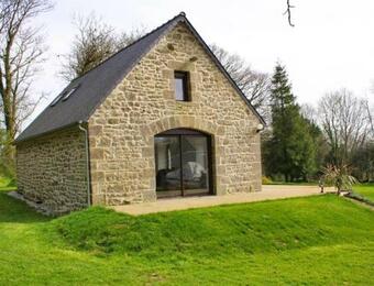 Villa De 3 Chambres Avec Jardin Clos A Mellionnec