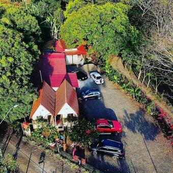 Hostal Caba�as Martina