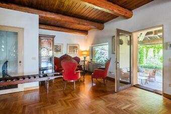 Apartamento Splendido Apt Con Piscina E Parking A Colorno