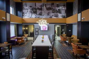 Hotel Hampton Inn & Suites Lansing West