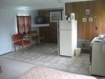 Summerside Motel & Cottages