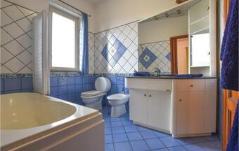 Beautiful Home In Santa Venerina With Wifi, Outdoor Swimming Pool And 4 Bedrooms