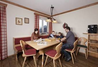 Hostal Apparthaus Taxegger