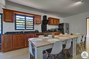 Villa Embellia 3 �toiles, 147 M2 Pour Un S�jour Nature � Salazie