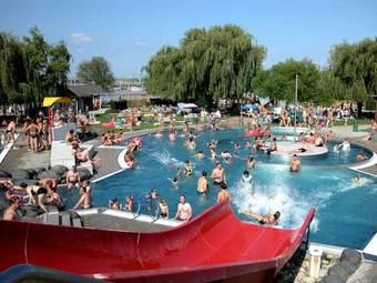 Hotel Familieng�stehaus Seebad Rust