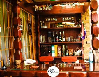 Hostal Neatbat Guesthouse