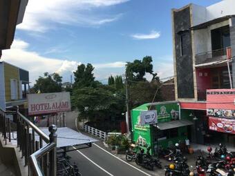 Hotel Alami