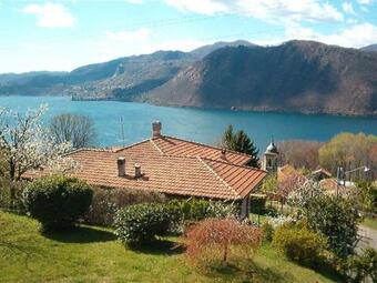 Bed & Breakfast Aurora