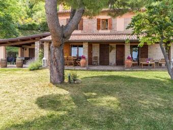 Peaceful Villa In Montefelcino With Swimming Pool