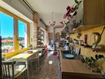 Hostal Casarosada Upstairs