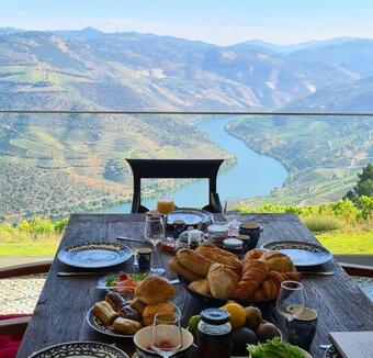 Bed & Breakfast Stay At The Winemaker