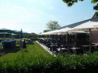 Hotel Le Domaine Des Cigognes