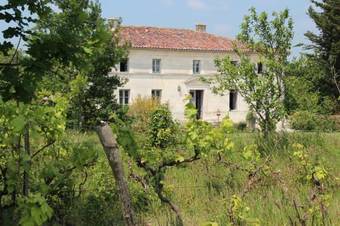 Hostal Les Grandes Maisons